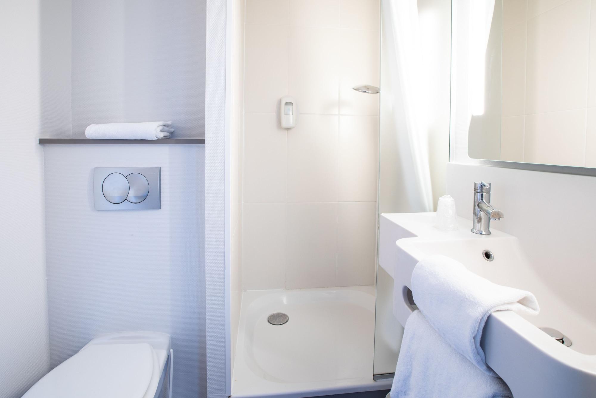 B&B Hotel Rennes Ouest Villejean Zewnętrze zdjęcie